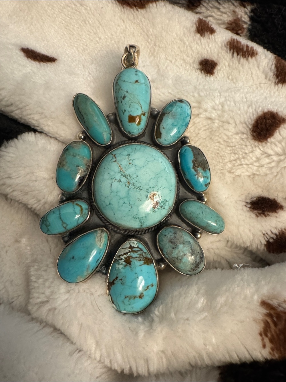 Mohave is a Turquoise Stone Floral Pendant Necklace -925 silver